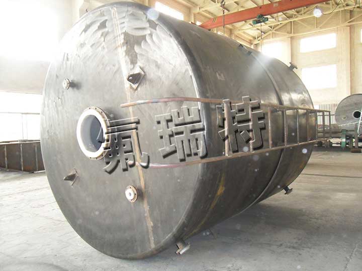 鋼襯塑儲(chǔ)罐、反應(yīng)釜